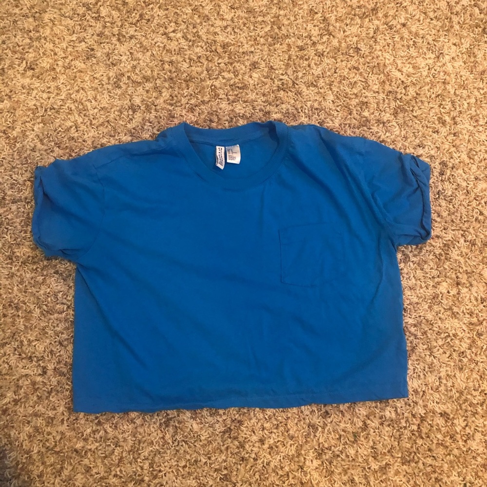 T-shirt crop top